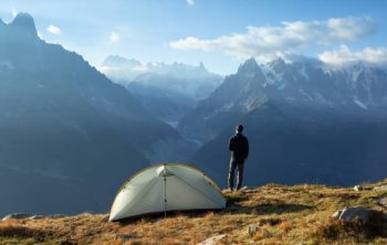 Pourquoi le bivouac est-il si populaire pour les randonneurs ?